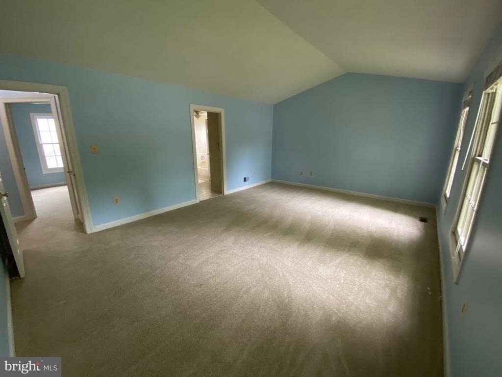 9621 Bainbridge Court - Photo 27