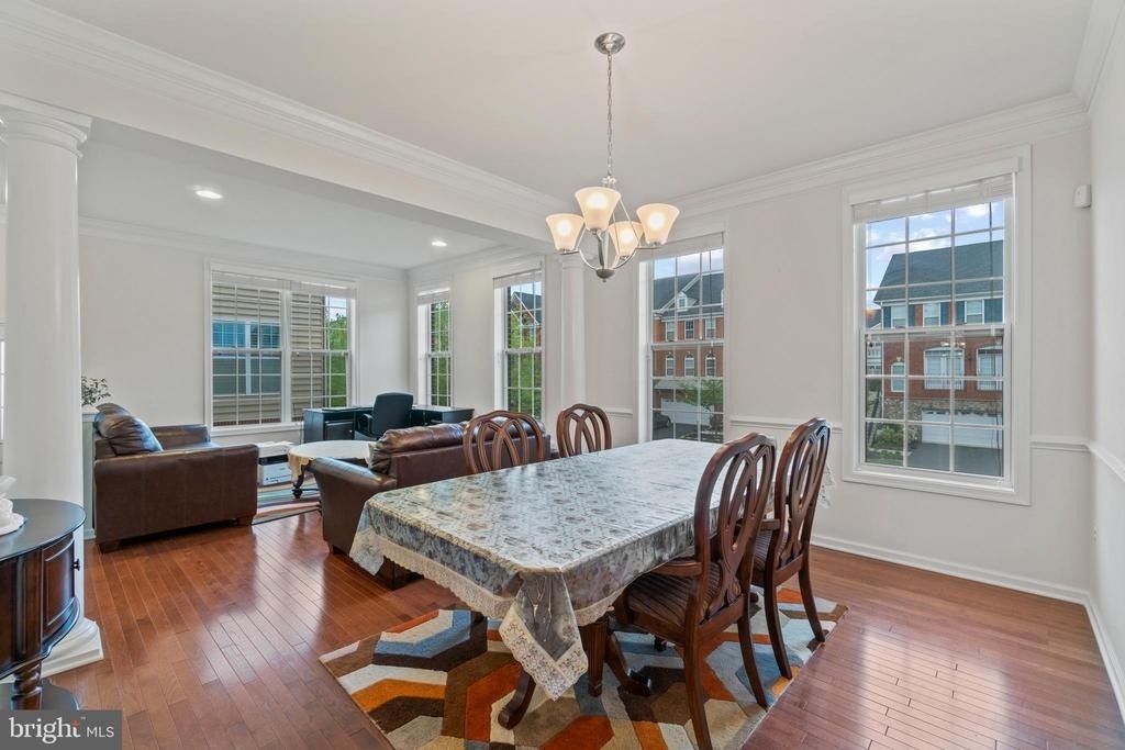 23265 Hanworth Street - Photo 4