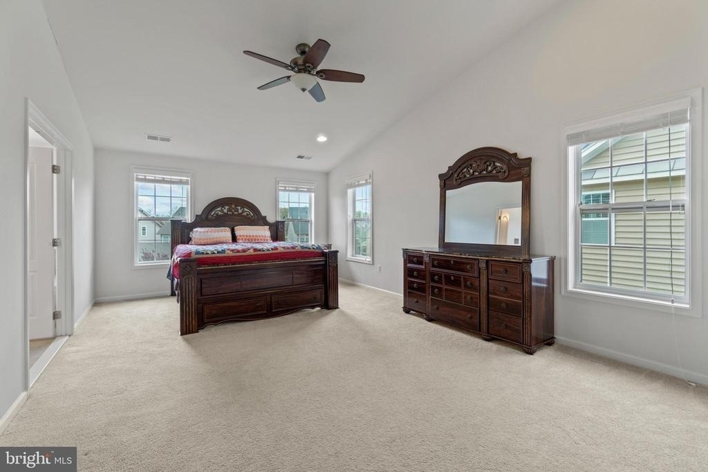 23265 Hanworth Street - Photo 10