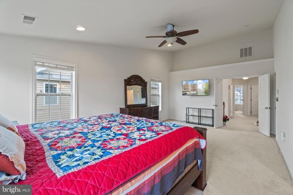 23265 Hanworth Street - Photo 11