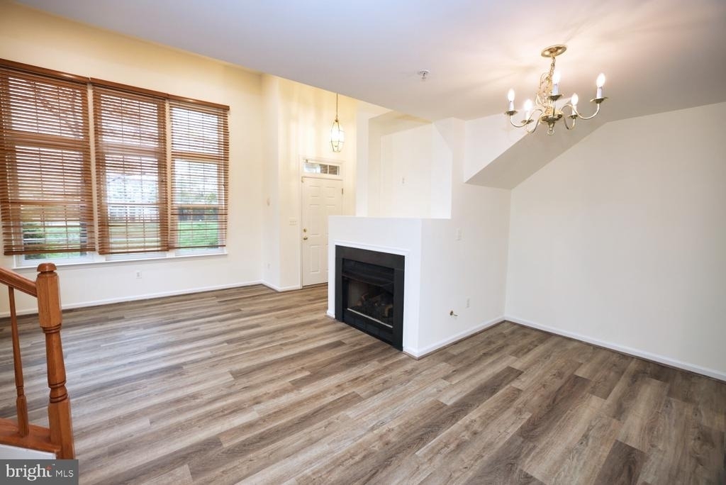 42309 Onyx Terrace - Photo 15
