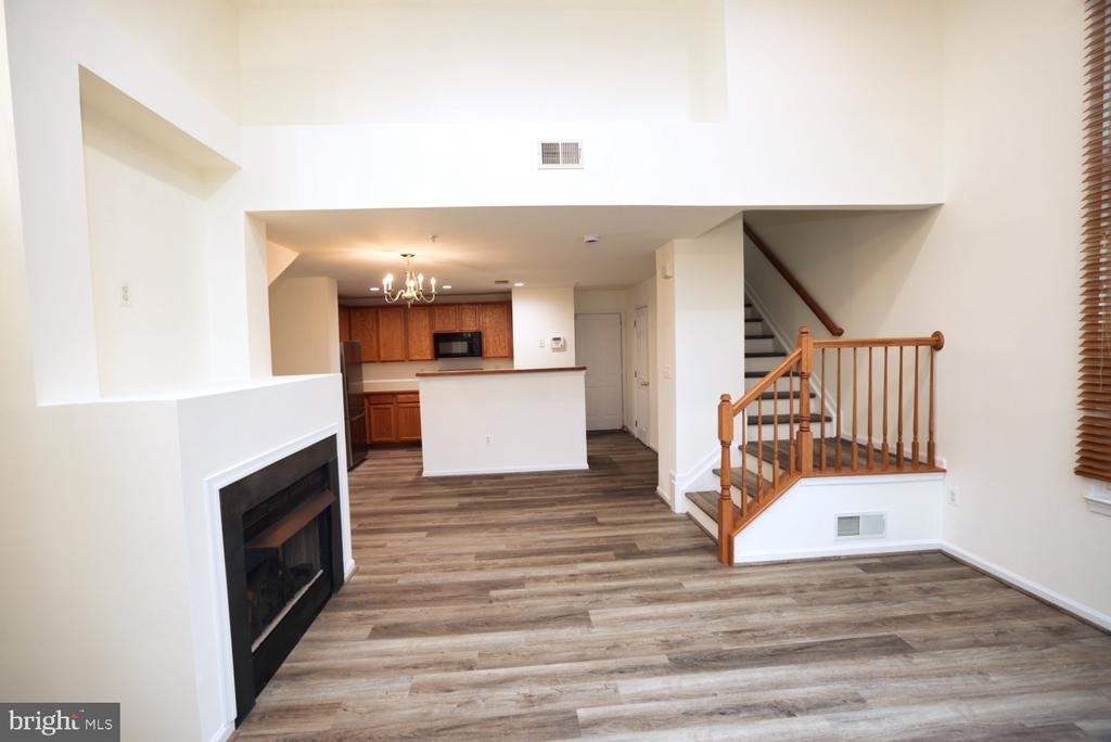 42309 Onyx Terrace - Photo 3