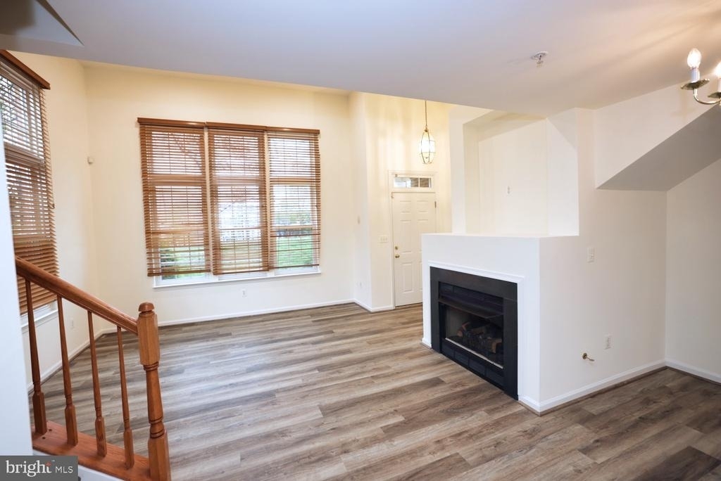 42309 Onyx Terrace - Photo 5