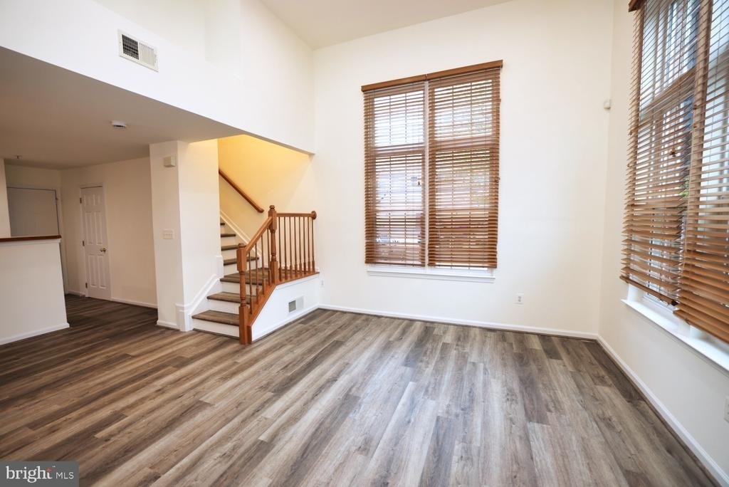 42309 Onyx Terrace - Photo 13