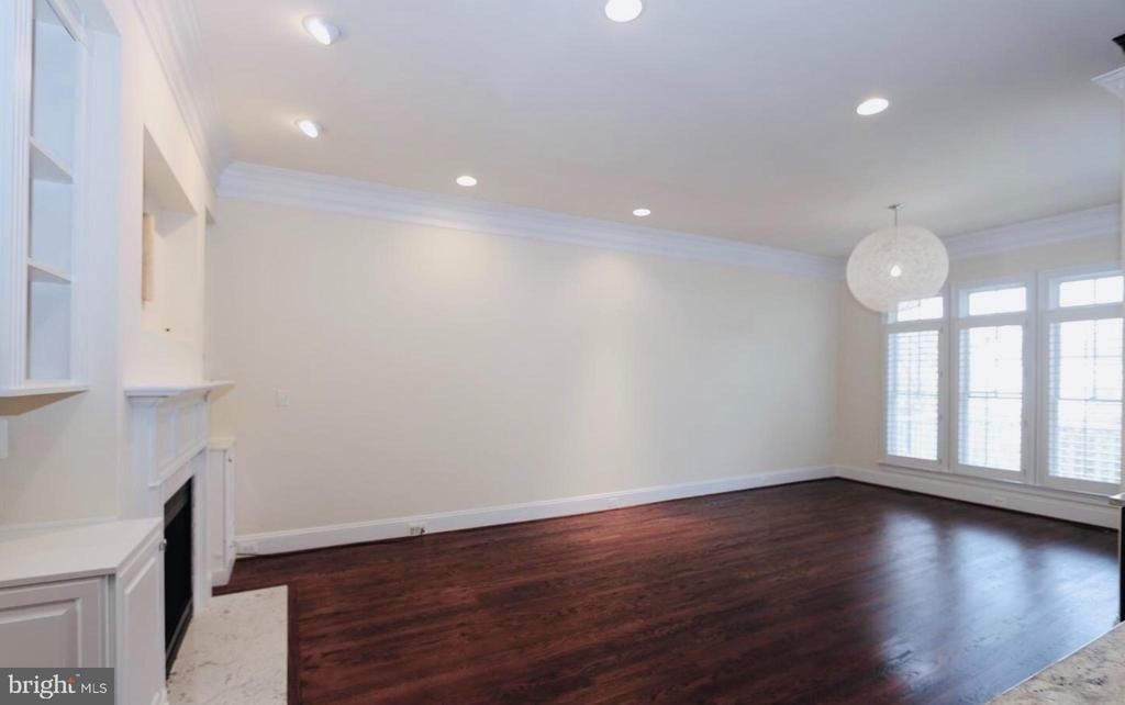 6758 Darrells Grant Place - Photo 12