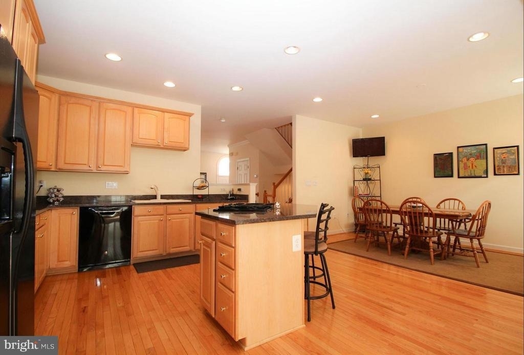 4553 Fair Valley Drive - Photo 4