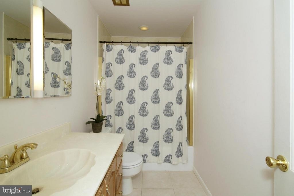 8947 Colesbury Place - Photo 17