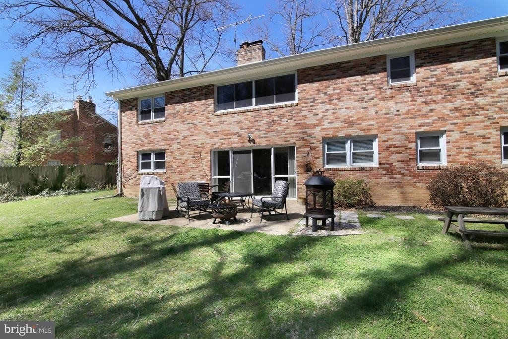 8947 Colesbury Place - Photo 24