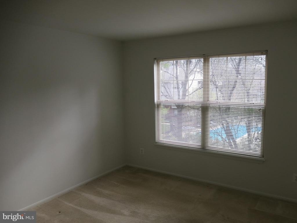 1712 Abercromby Court - Photo 9
