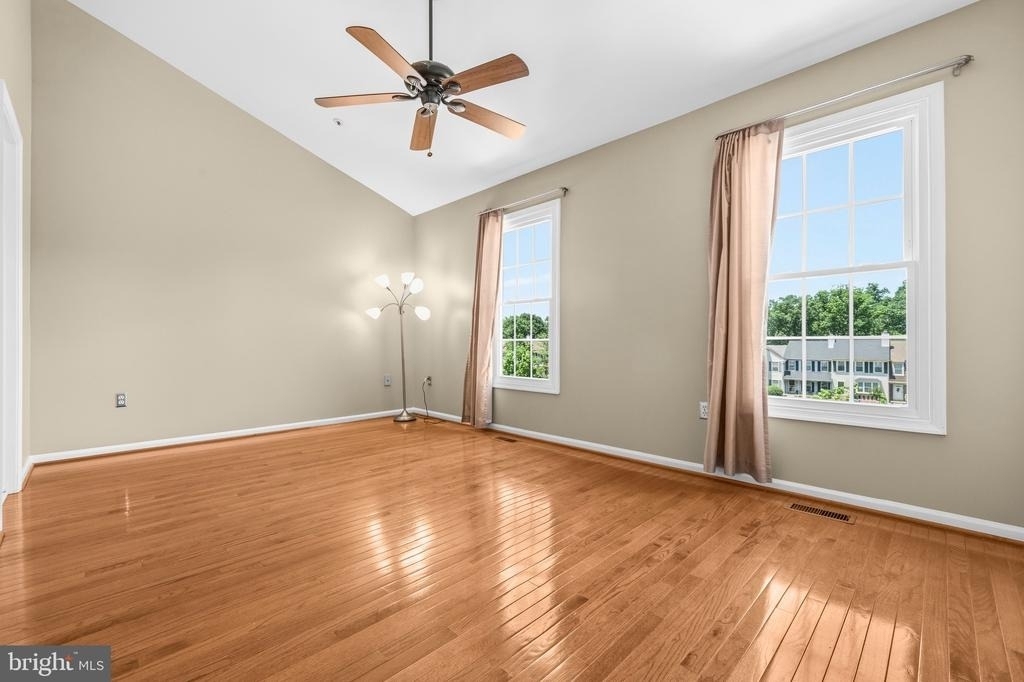 6837 Malton Court - Photo 26
