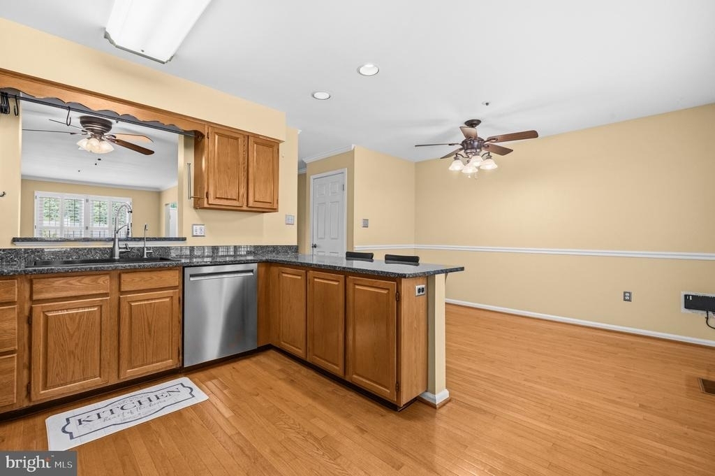 6837 Malton Court - Photo 14