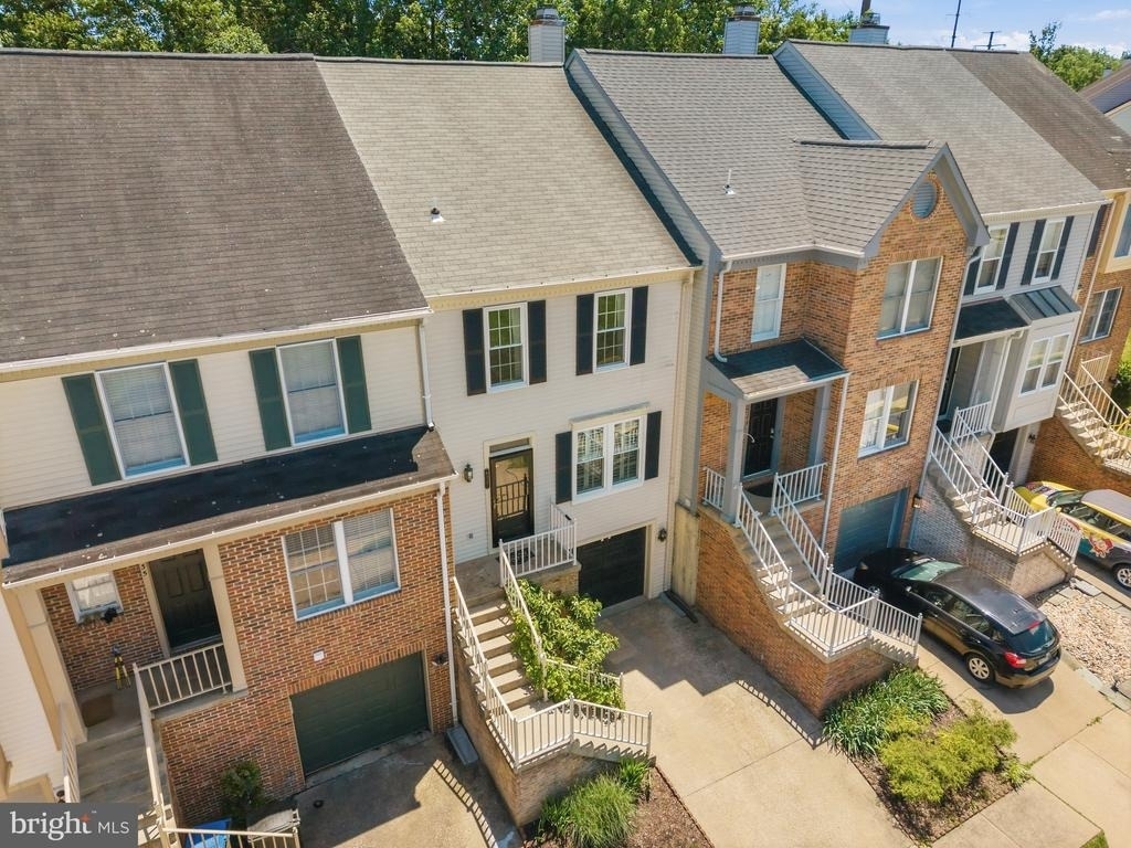 6837 Malton Court - Photo 3