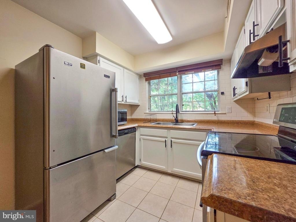 7758 New Providence Drive - Photo 9