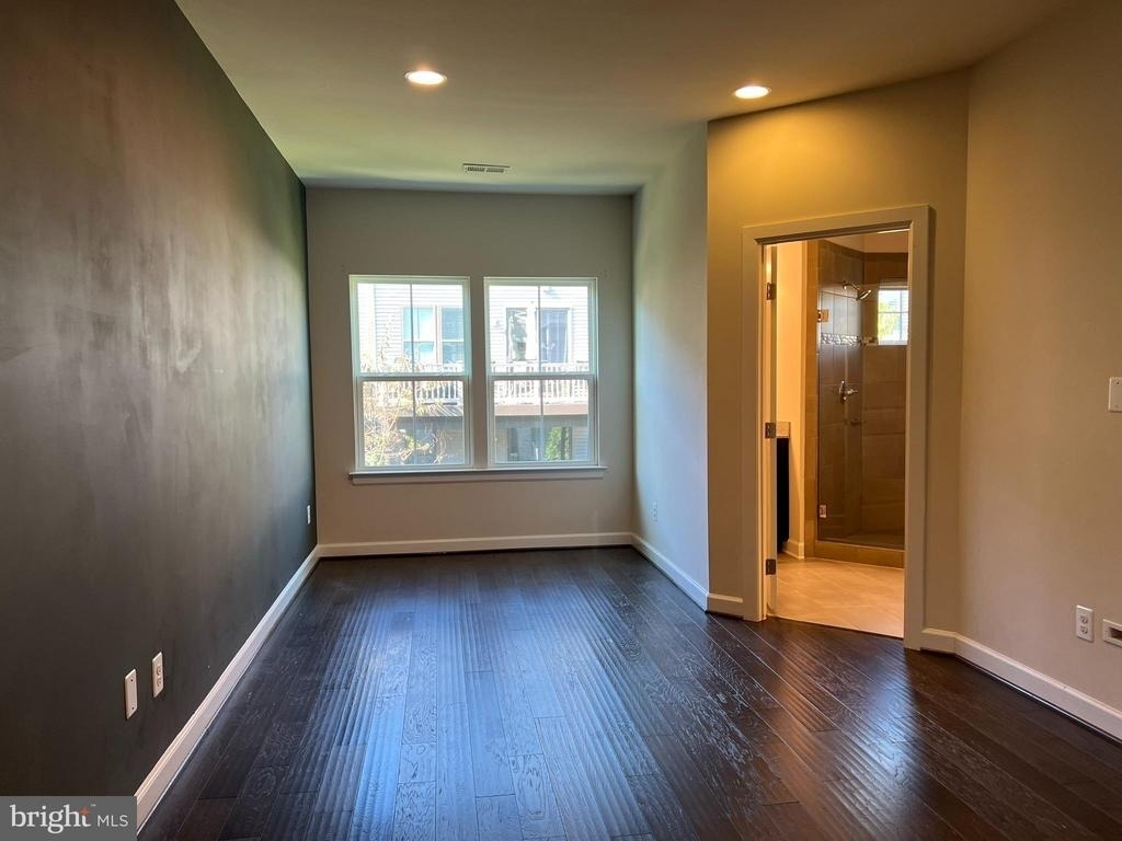 3152 Goldenwave Court - Photo 36