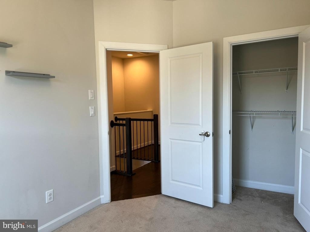 3152 Goldenwave Court - Photo 32