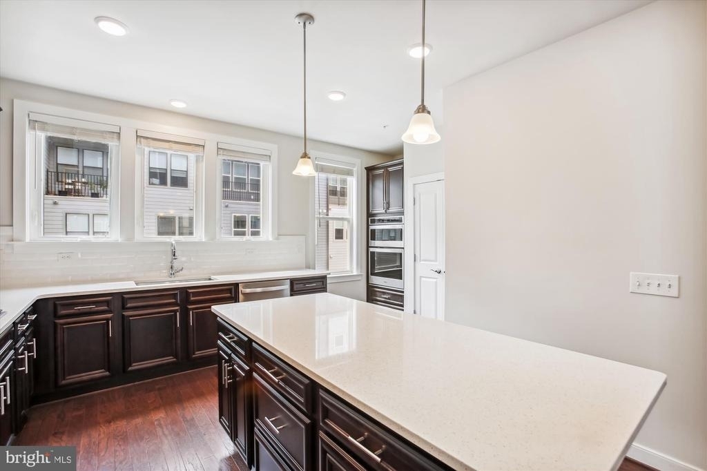 13340 Sherwood Park Lane - Photo 6