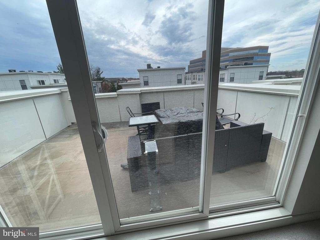 12168 Waveland Street - Photo 18