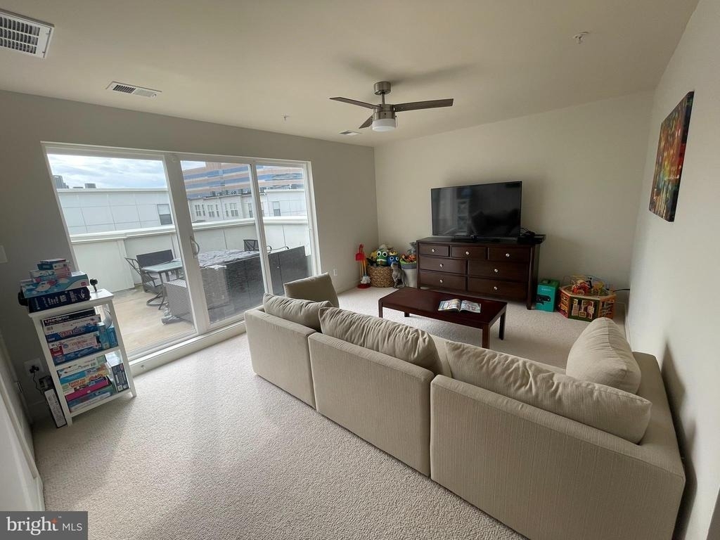 12168 Waveland Street - Photo 17