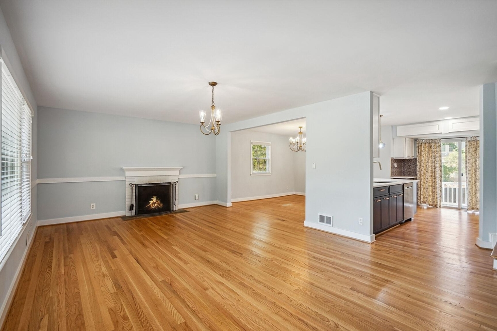 1100 Maple Avenue E - Photo 16