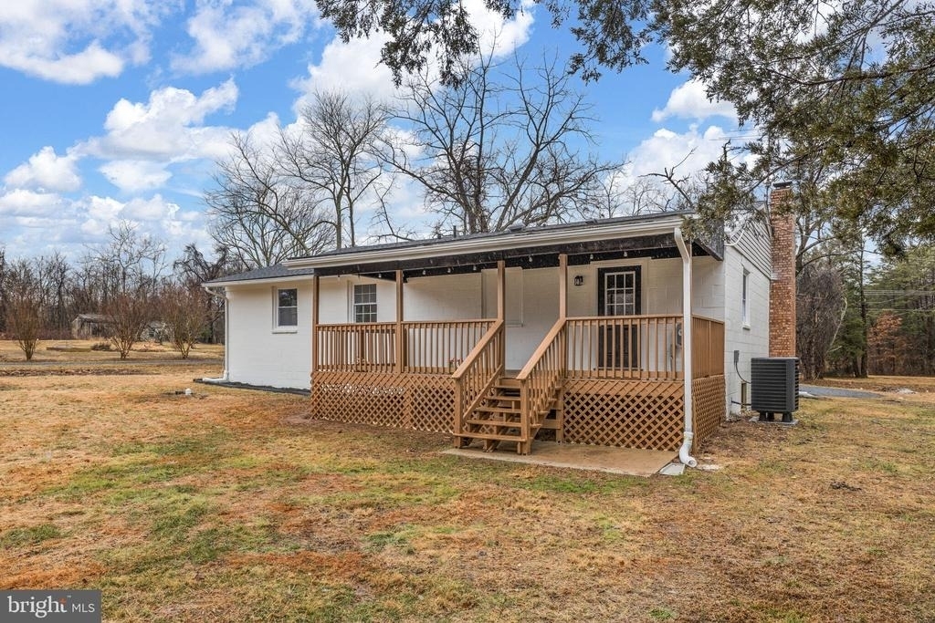 10789 Brent Town Road - Photo 2