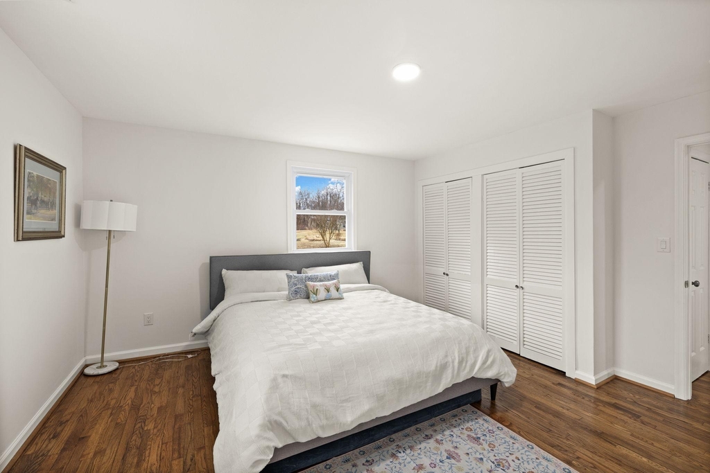 10789 Brent Town Road - Photo 19