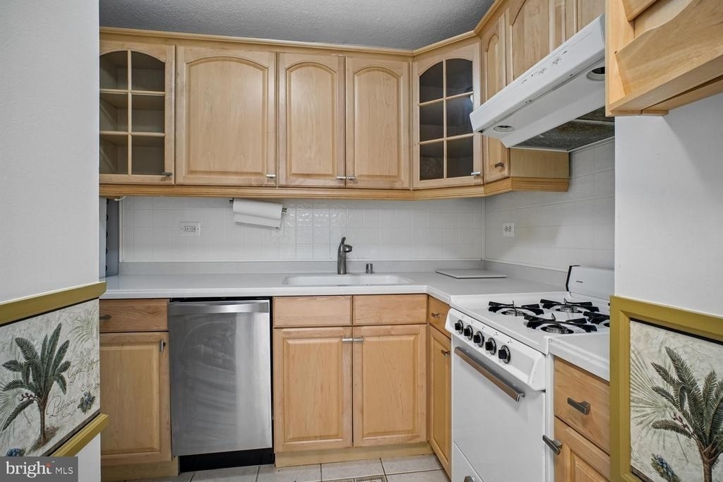 2030 N Adams Street - Photo 14