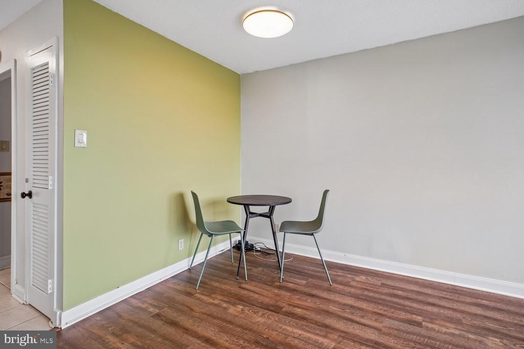 2030 N Adams Street - Photo 12