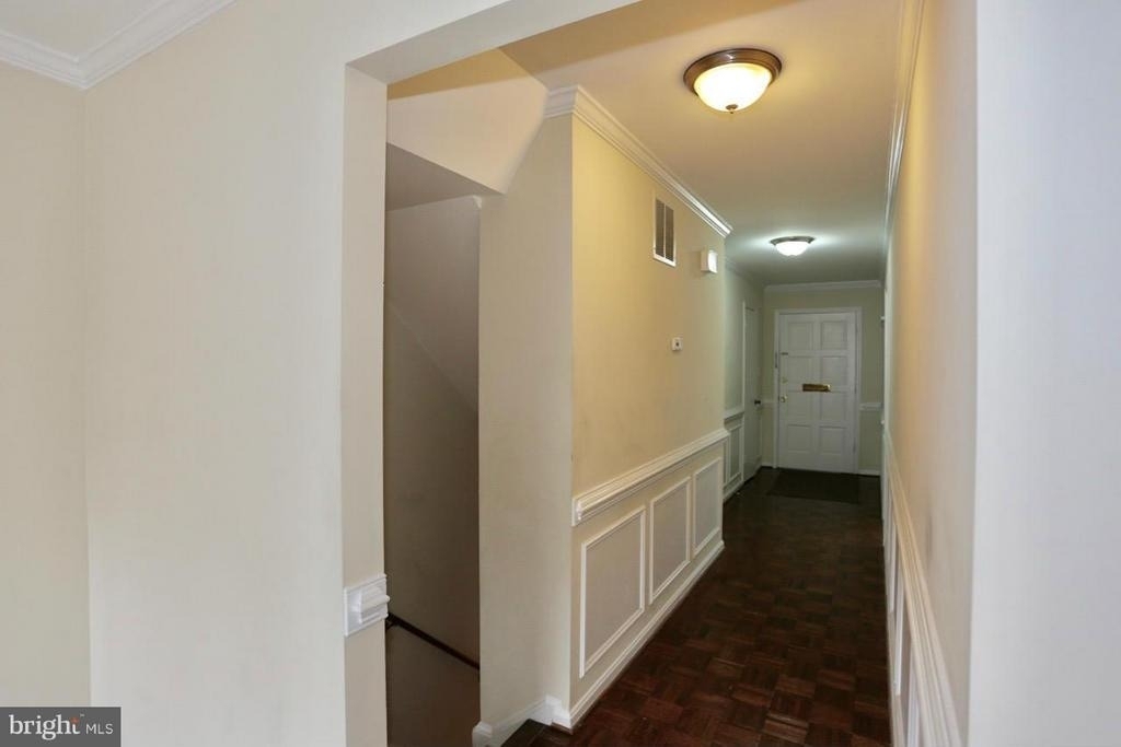 2215 N Somerset Street - Photo 9