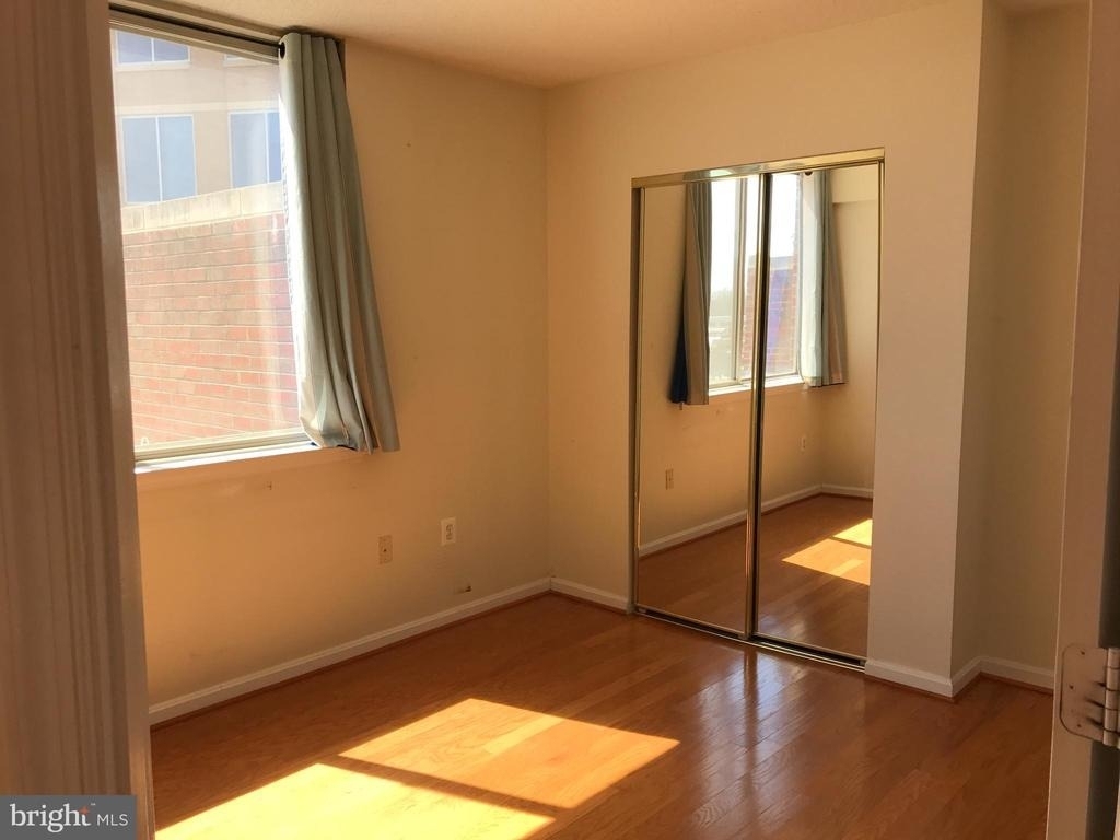 3830 9th Street N - Photo 7