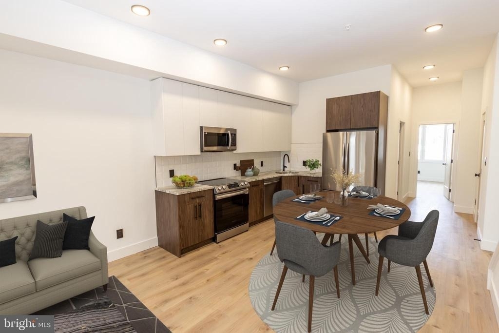 664 N Union Street - Photo 2
