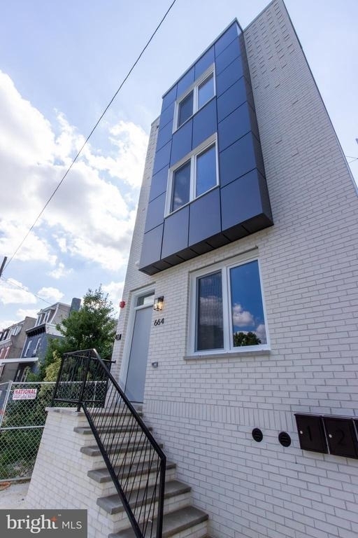 664 N Union Street - Photo 19