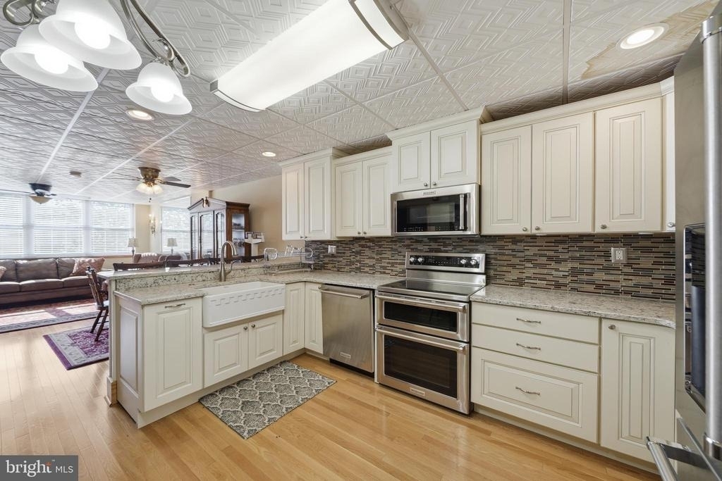 2110 S Broad Street - Photo 2