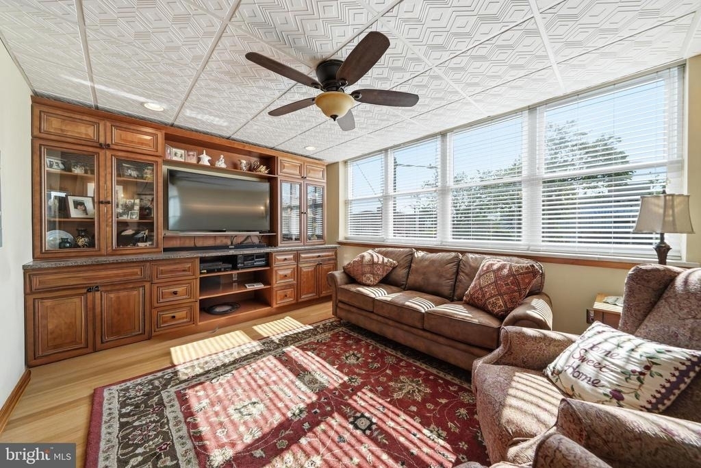2110 S Broad Street - Photo 4