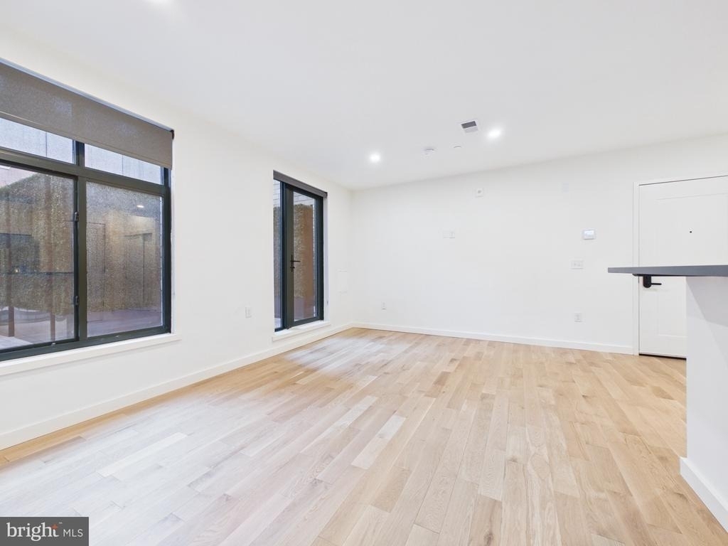 1128 Walnut Street - Photo 9