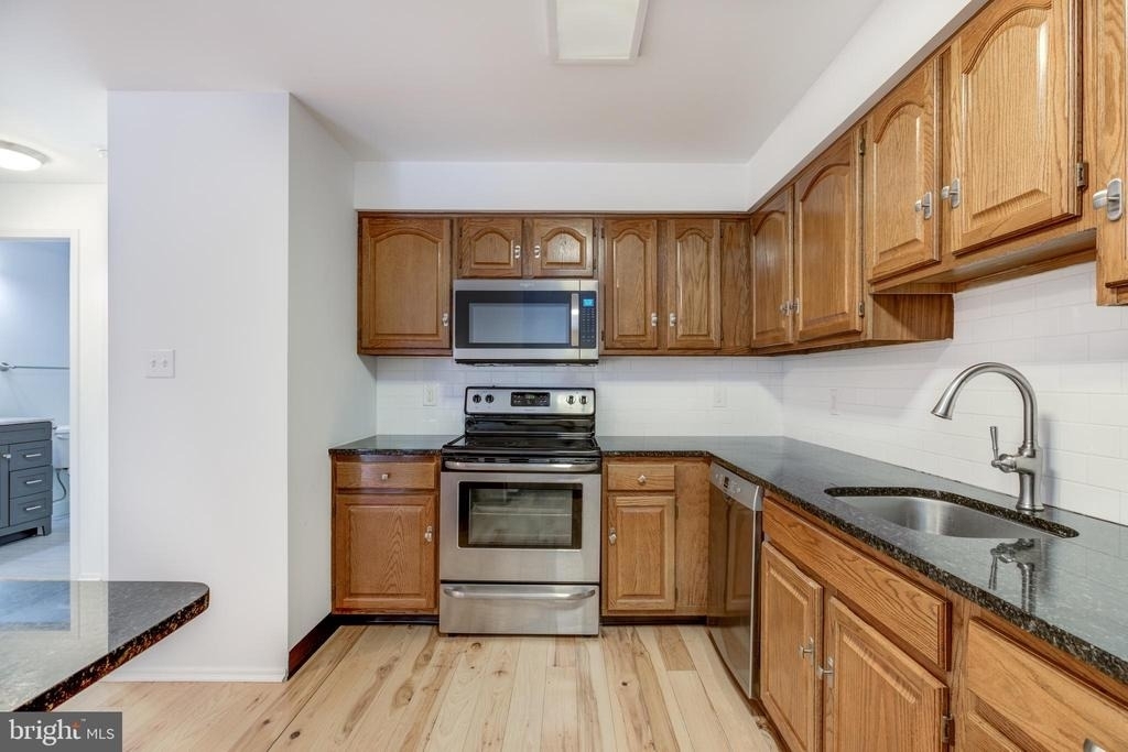 2751 Pennsylvania Avenue - Photo 12