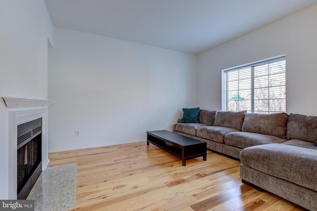 2751 Pennsylvania Avenue - Photo 4
