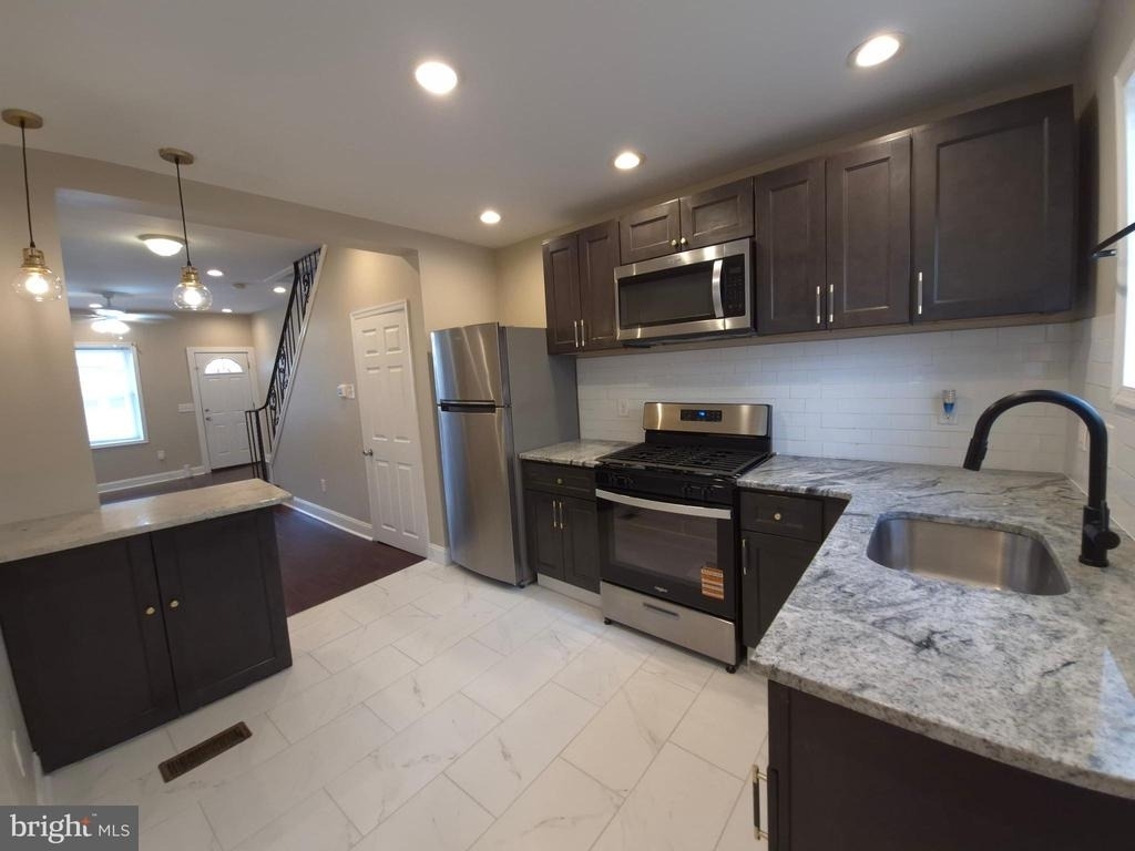 2228 S Bonsall Street - Photo 0