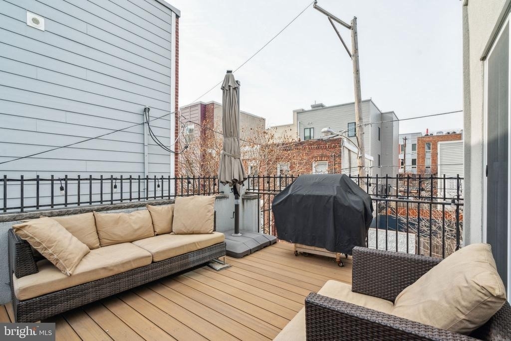 1930 Wharton Street - Photo 20