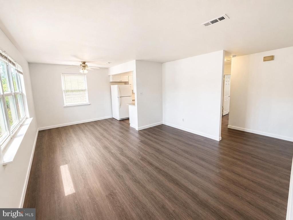 5081 Defford Place - Photo 3