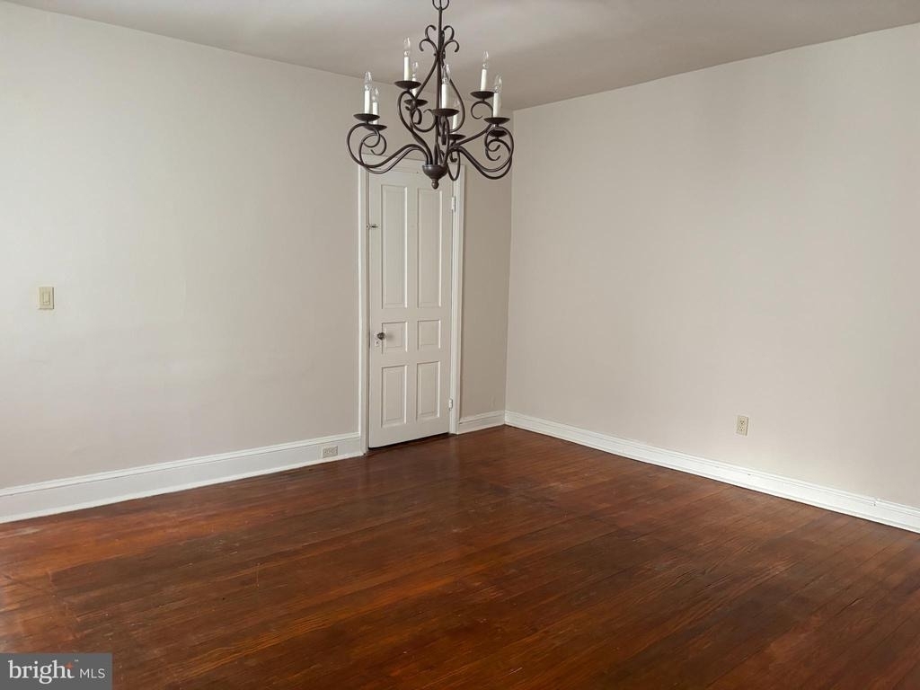 132 Plant Avenue - Photo 6