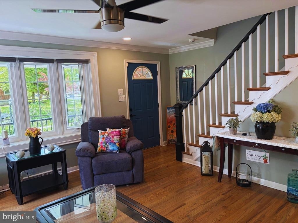 25 Valley Road - Photo 3