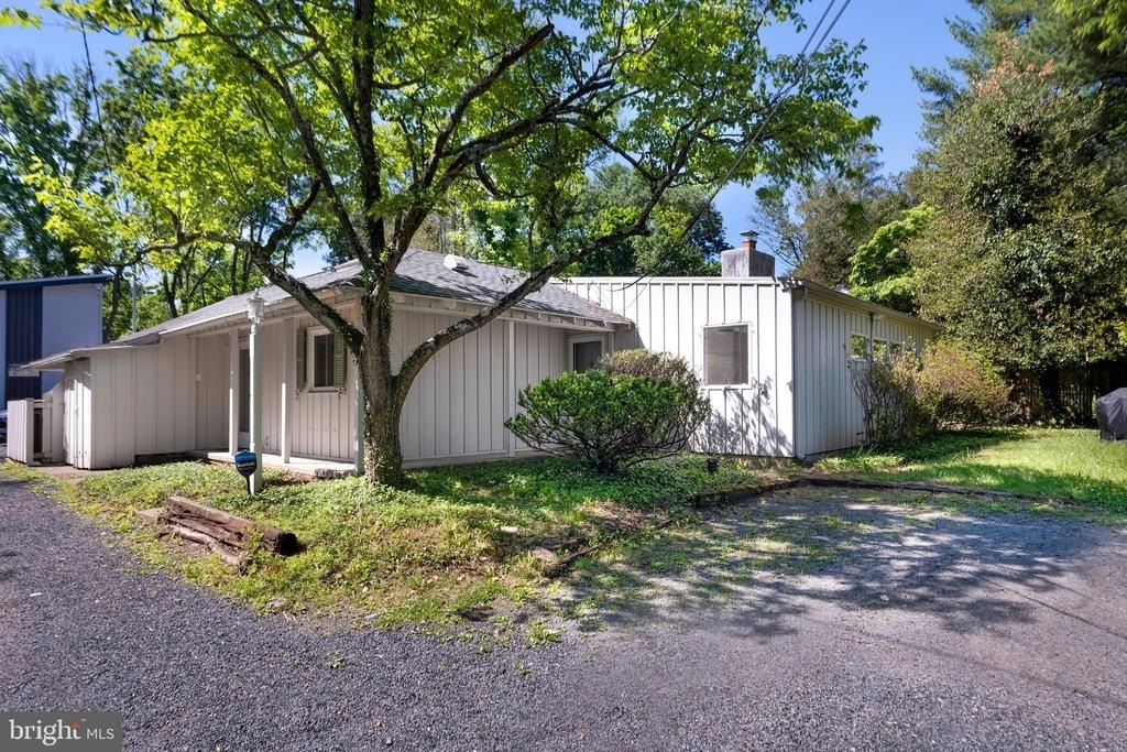 68 Mountain Avenue - Photo 0