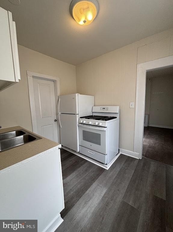 218-220 S Broadway - Photo 5