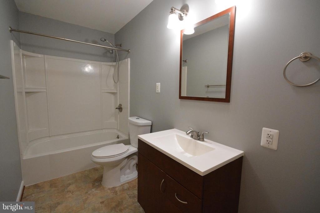 421 Green Fern Circle - Photo 21