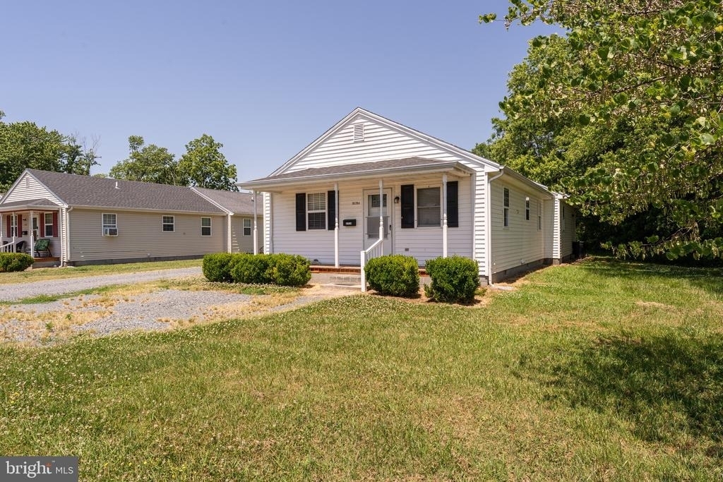 30704 Hampden Avenue - Photo 2