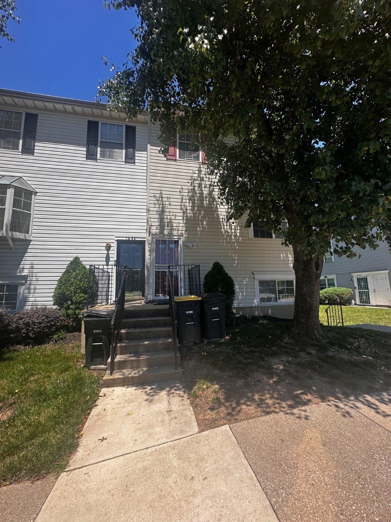 1634 Brooksquare Drive - Photo 0