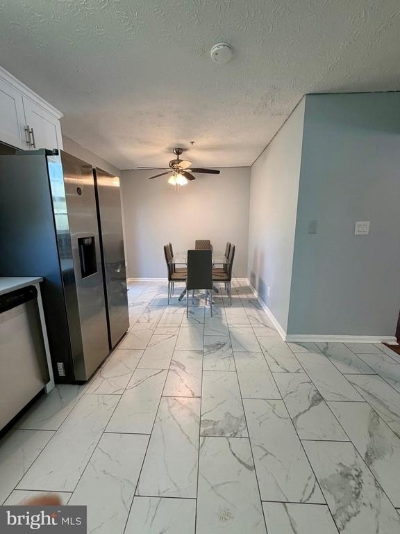9804 Royal Commerce Place - Photo 5