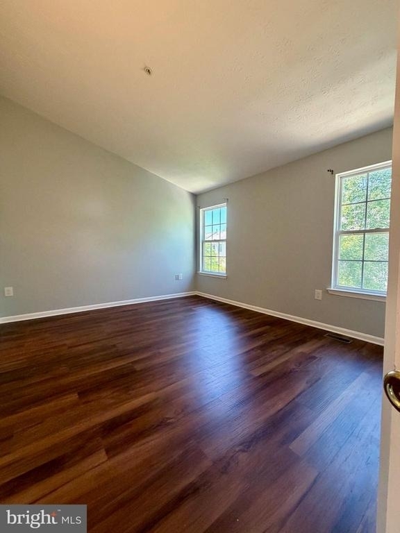 9804 Royal Commerce Place - Photo 8