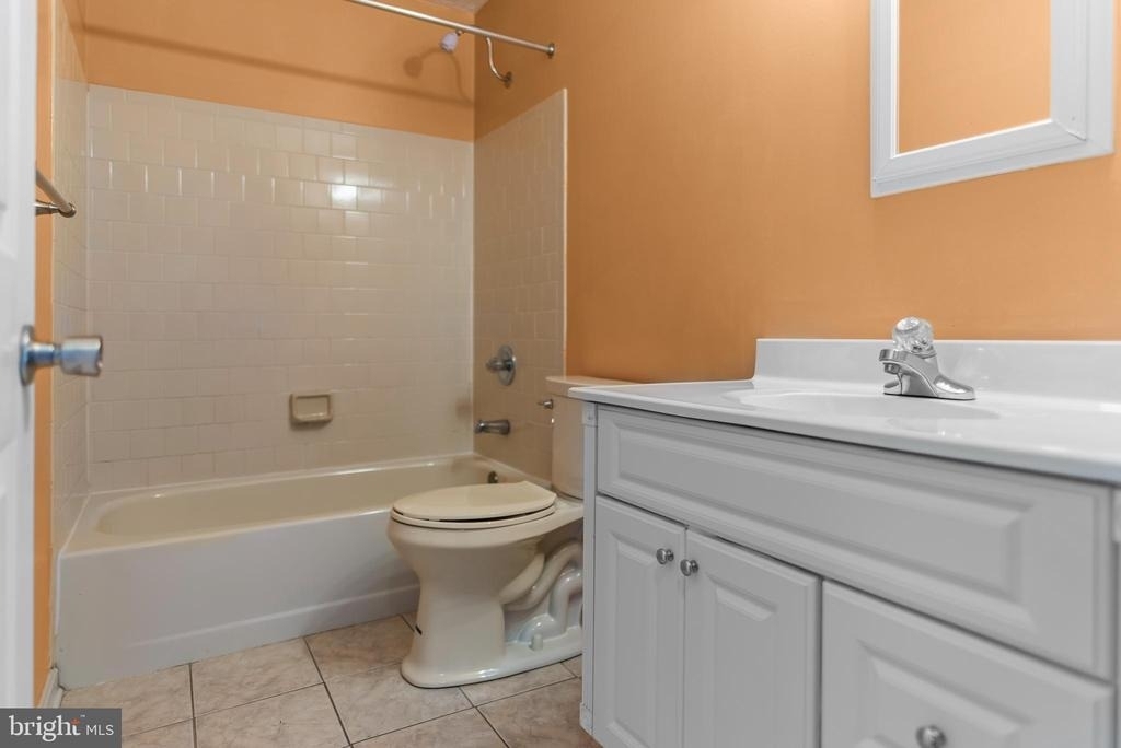 8514 Rheims Court - Photo 21