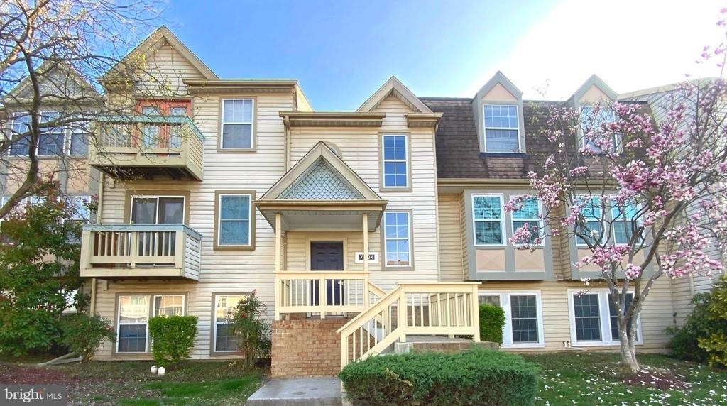 7904 Crows Nest Court - Photo 0